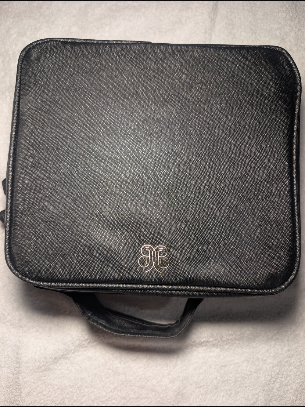 LED Lighted Makeup Case - Picture 4 of 4